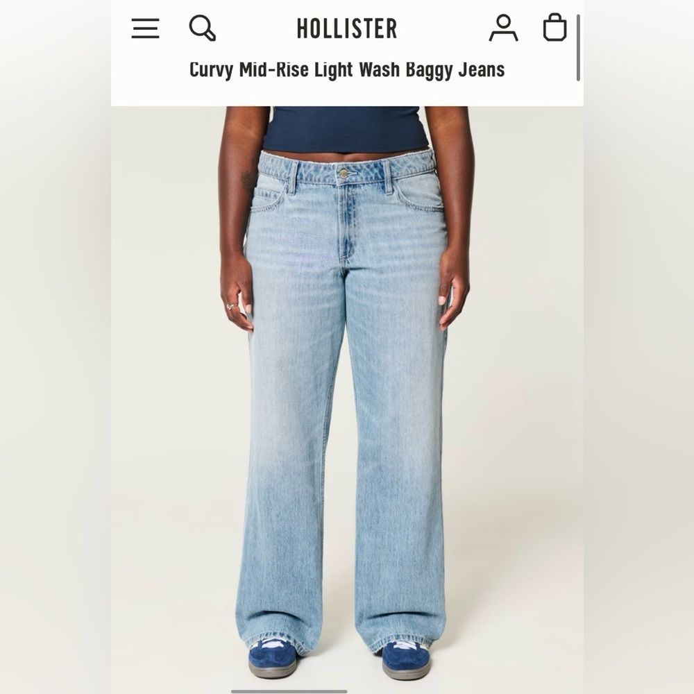 Hollister Curvy Mid-Rise Light Wash Baggy Jeans